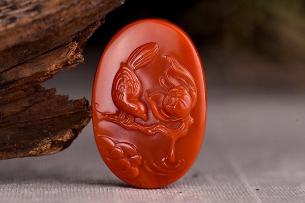 四川南紅是現(xiàn)在產(chǎn)量最多的，四川南紅特點是什么？