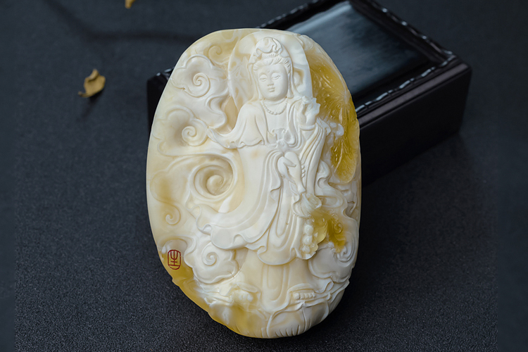 琥珀和蜜蠟?zāi)膫€(gè)貴？哪個(gè)價(jià)值更高？（5）