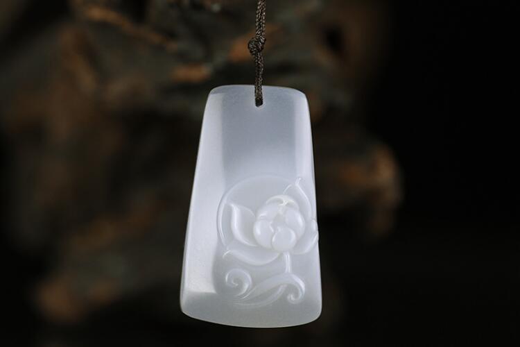 瑪瑙價(jià)格多少錢一克？不同種類的瑪瑙價(jià)格差距巨大（6）