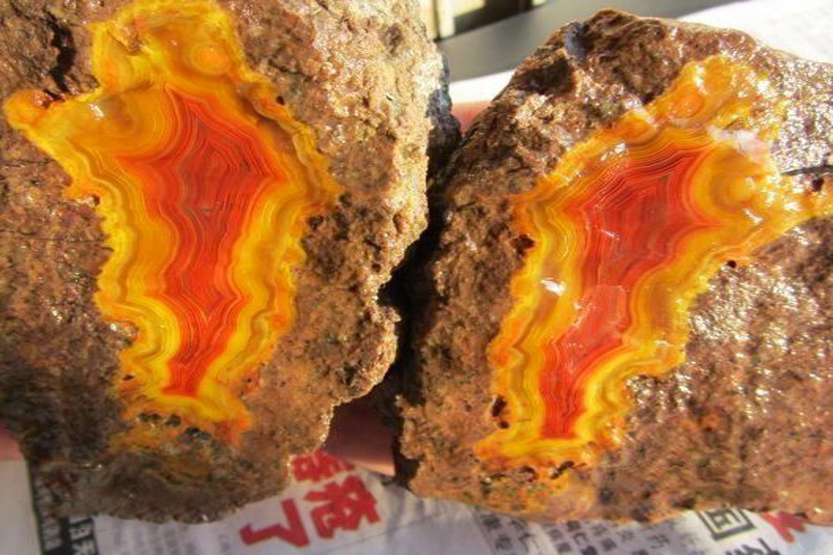 瑪瑙多少錢一克？戰(zhàn)國紅瑪瑙貴嗎？（8）
