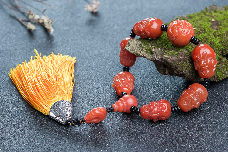 南紅瑪瑙的功效與禁忌，南紅佩戴禁忌（10）
