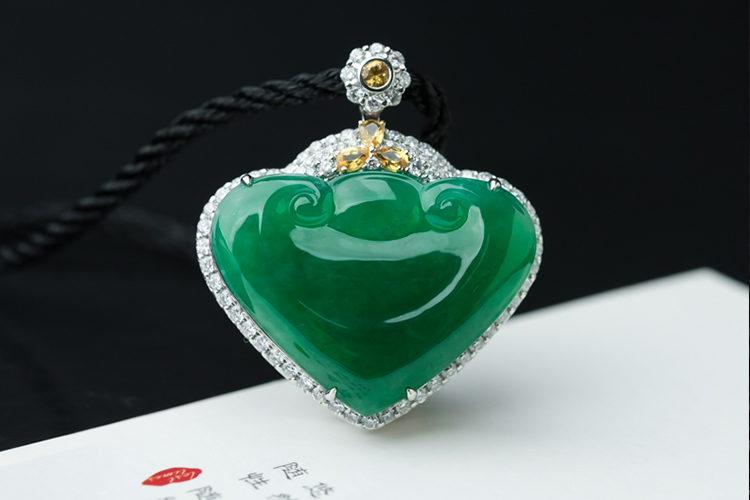如意翡翠的寓意是什么？如意翡翠圖片（5）