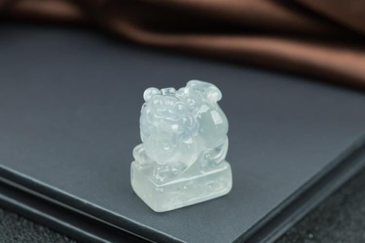 玉器飾品該如何保養(yǎng)？玉器保養(yǎng)的方法介紹（6）