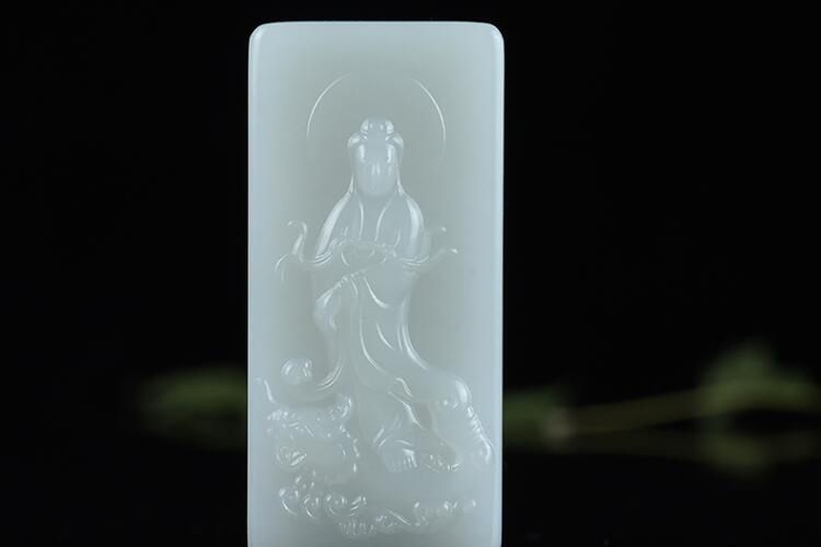 玉觀音吊墜價格是多少錢？玉觀音吊墜圖片欣賞（7）