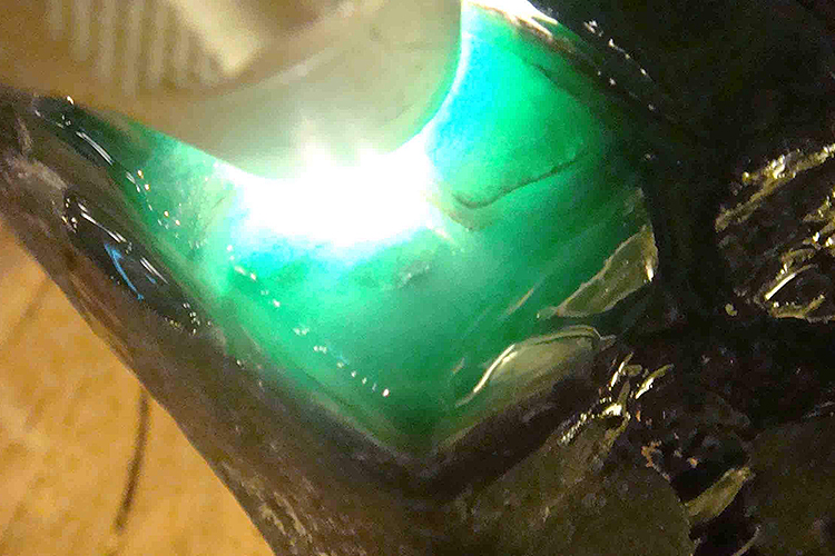 翡翠原石的鑒別方法，怎么辨別翡翠原石？（4）