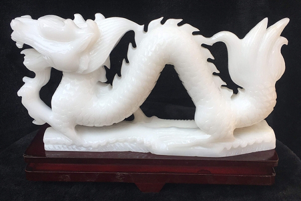 阿富汗玉擺件有收藏價(jià)值嗎？阿富汗白玉究竟值不值錢？