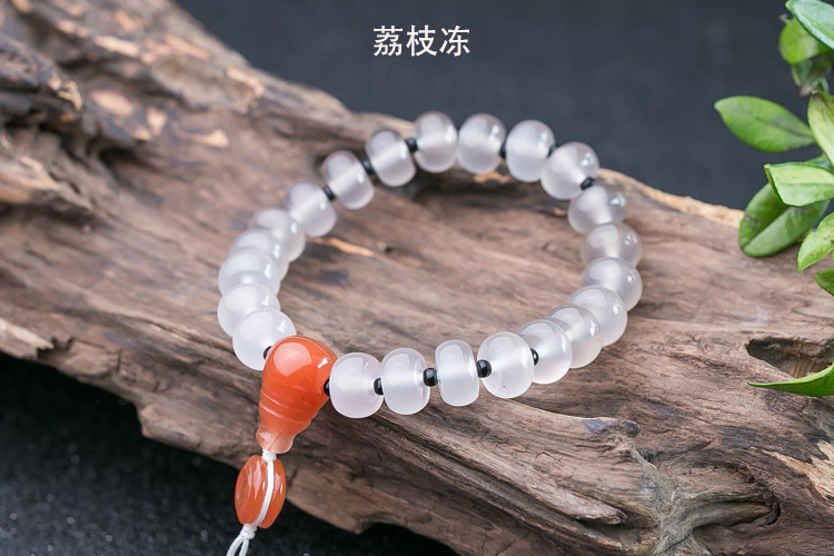 南紅瑪瑙荔枝凍和冰飄料的區(qū)別是什么？二者誰的價格更高一些？（2）