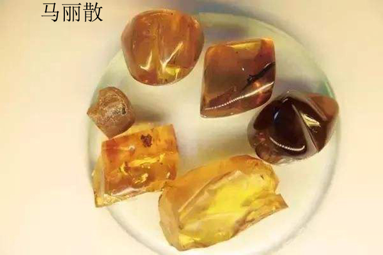 蜜蠟原石真假對照圖講解，你知道假蜜蠟長什么樣子嗎？（6）
