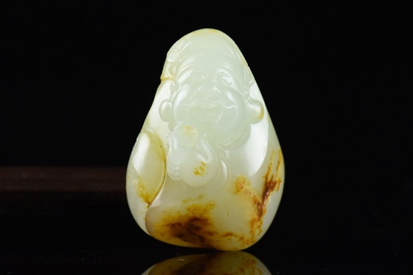昆侖白玉和和田白玉的區(qū)別是什么？昆侖白玉和和田白玉有何不同
