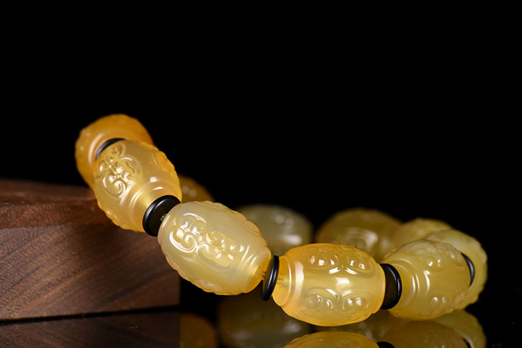 北紅瑪瑙有價(jià)值嗎？為什么北紅瑪瑙便宜？（8）