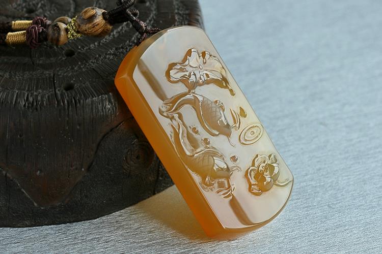 石英巖玉對(duì)身體有害是真的嗎？石英巖玉能不能佩戴？（7）