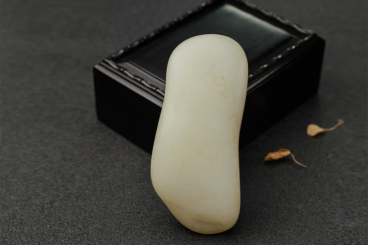 昆侖玉和俄料、新疆料怎么區(qū)分？昆侖玉有什么特點(diǎn)？（8）