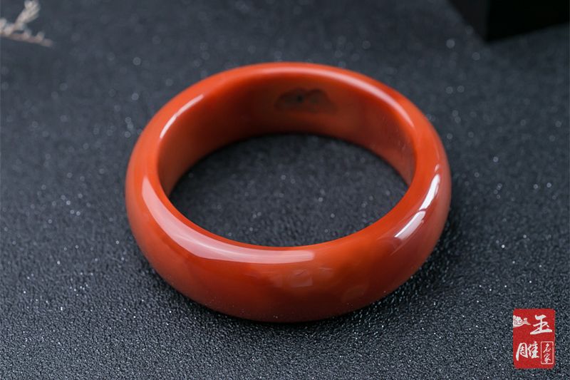 南紅價(jià)格暴跌-玉雕名家