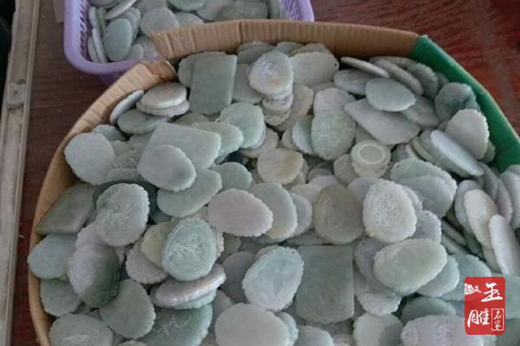 金鑲玉價(jià)格-玉雕名家