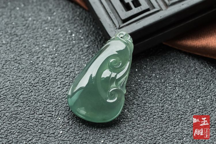 油青翡翠-玉雕名家