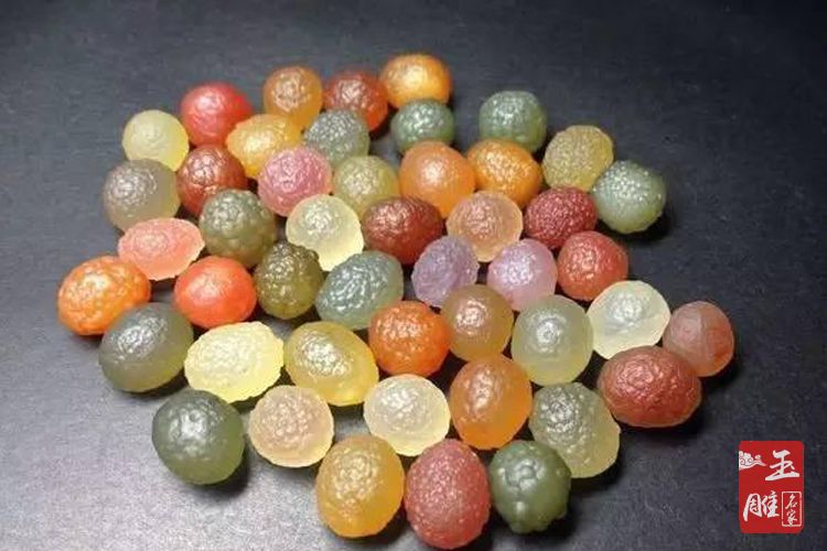 瑪瑙石的原石圖片-玉雕名家
