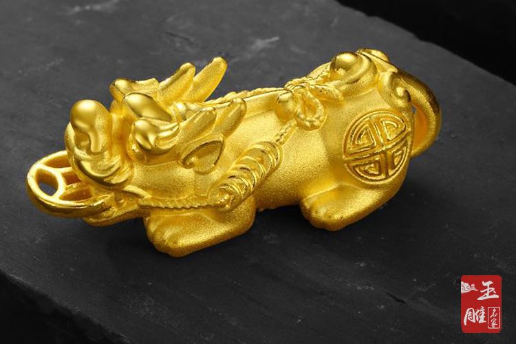 黃金貔貅的佩戴忌諱-玉雕名家